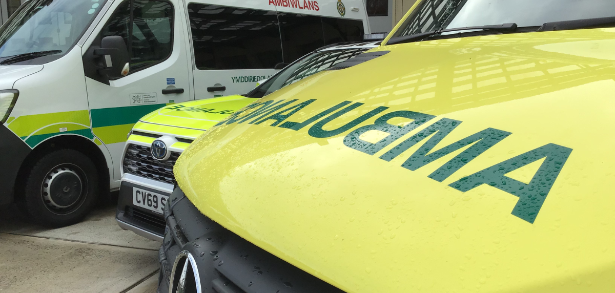Image for the article Further £3m to recruit more emergency ambulance staff to improve response times
